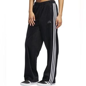 Brand New Women’s Adidas Y2K glam pant size small